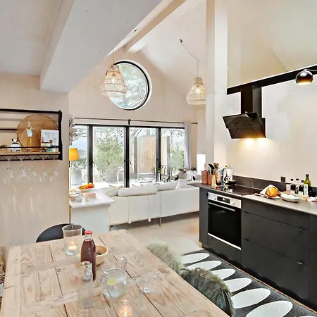 2 Bedroom Lovely In Dom wakacyjny *